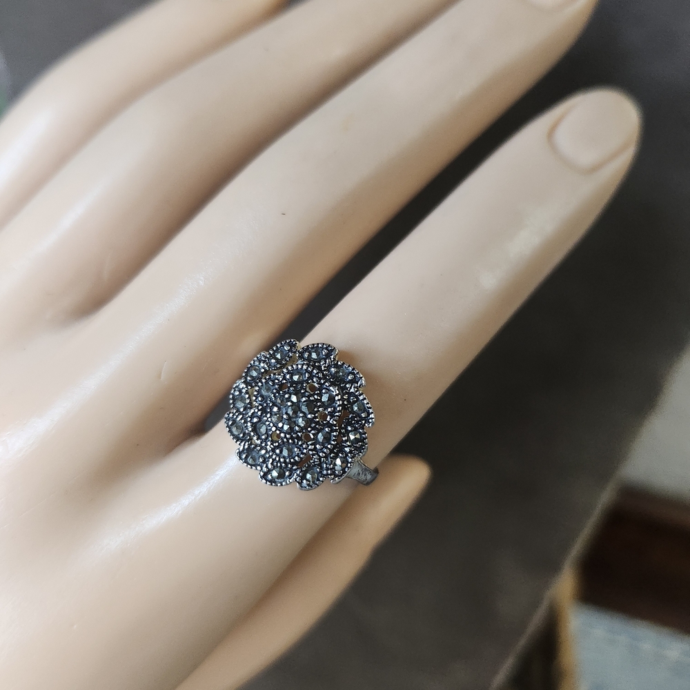 Sterling Silver Floral Marcasite Cluster Ring - 925 Size 5.5